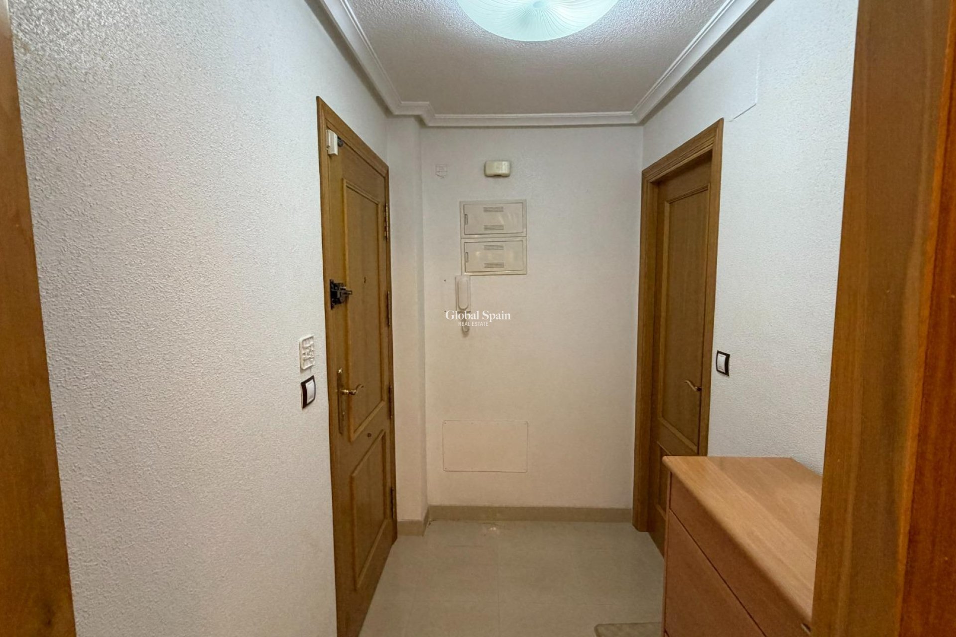 Resale - APARTMENT -
TORREVIEJA - Playa de los Locos