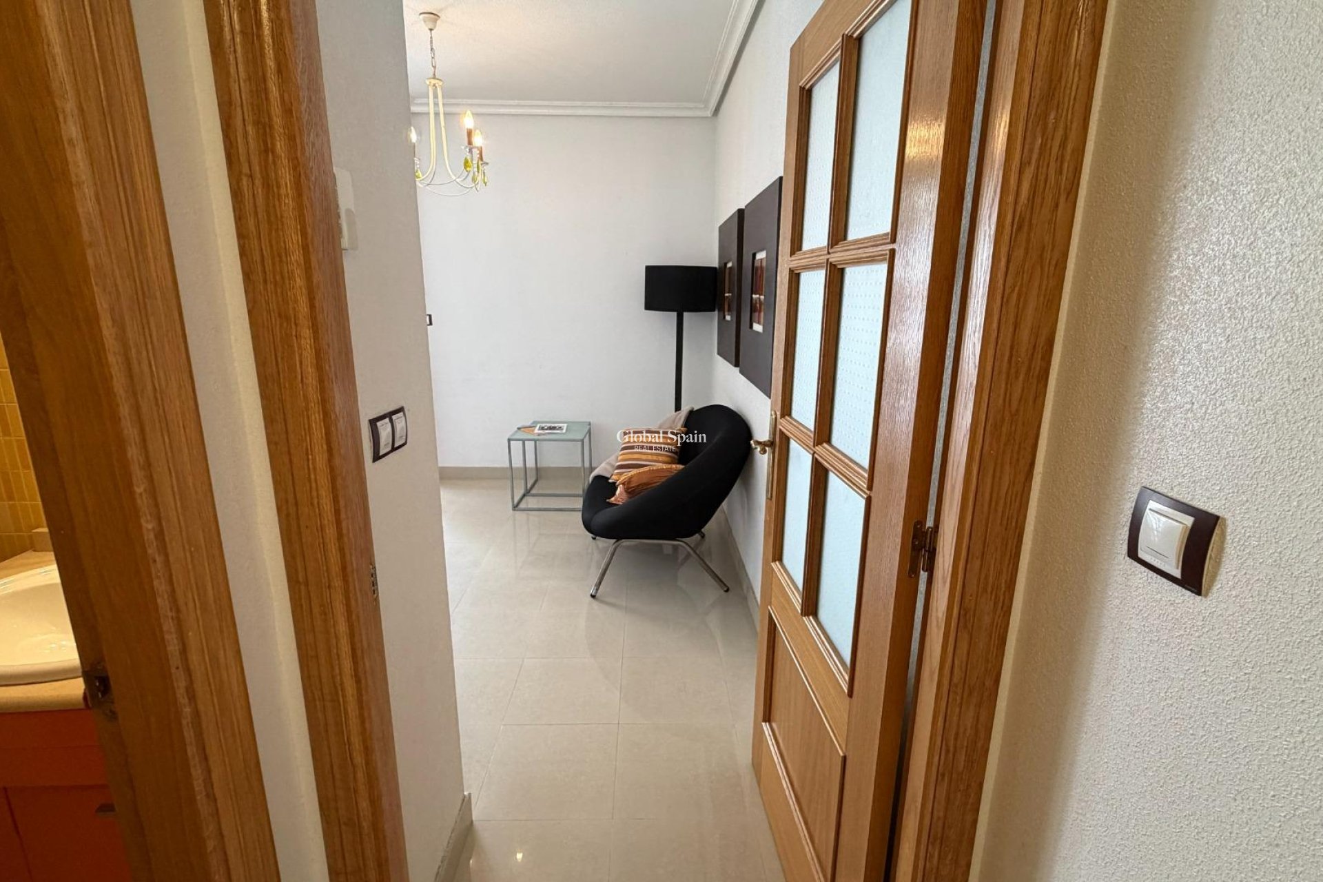 Resale - APARTMENT -
TORREVIEJA - Playa de los Locos
