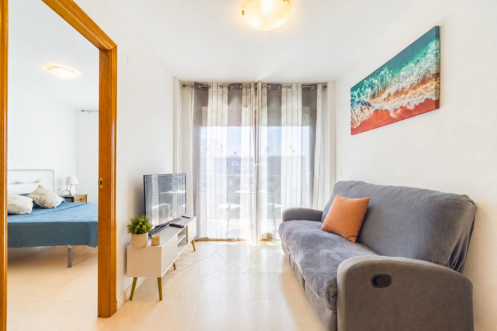Resale - APARTMENT -
TORREVIEJA - Playa de los Locos