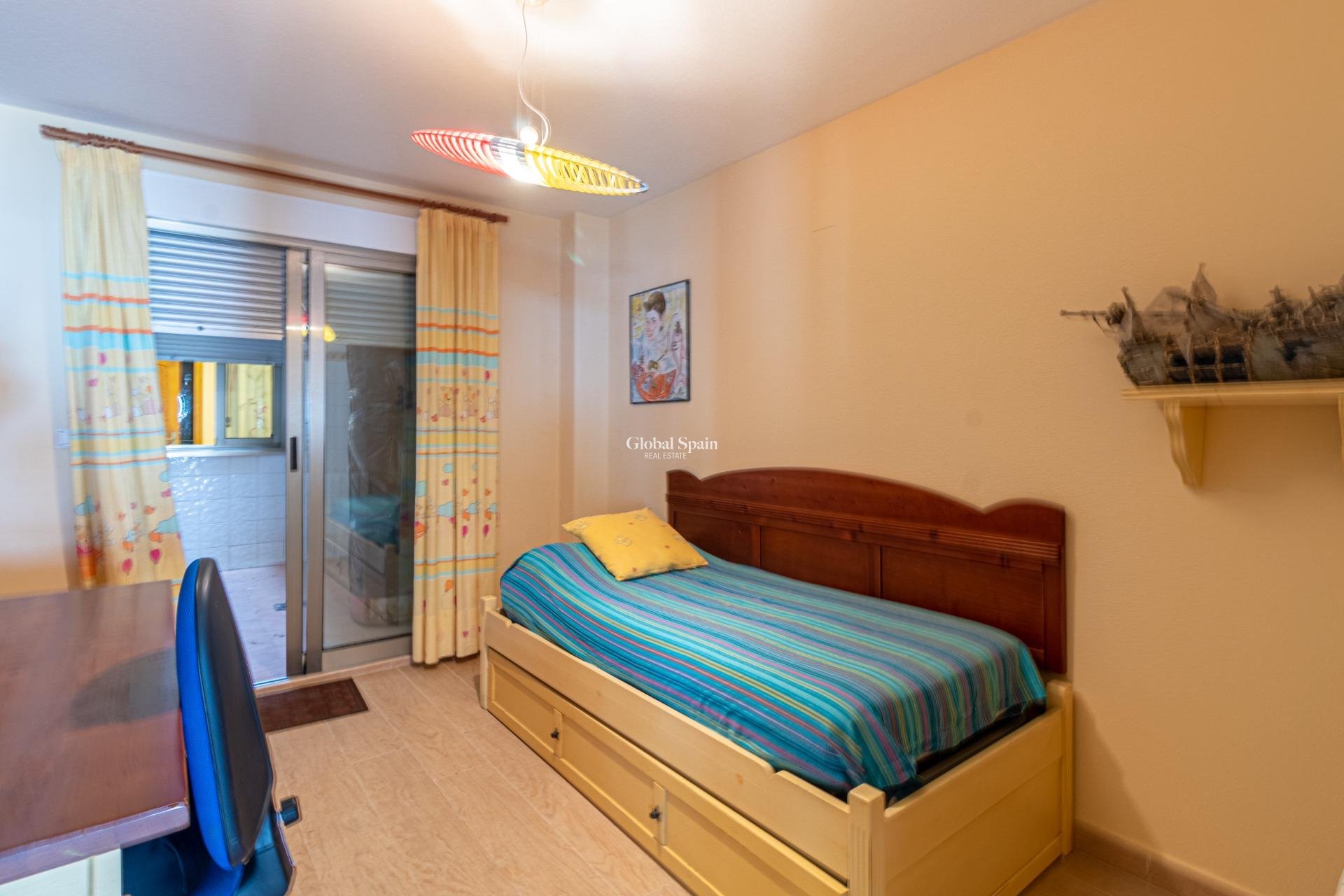 Resale - APARTMENT -
TORREVIEJA - Playa de los locos