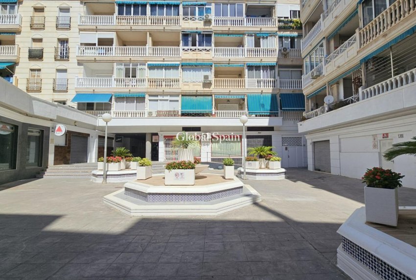 Resale - APARTMENT -
TORREVIEJA - Playa de los Locos