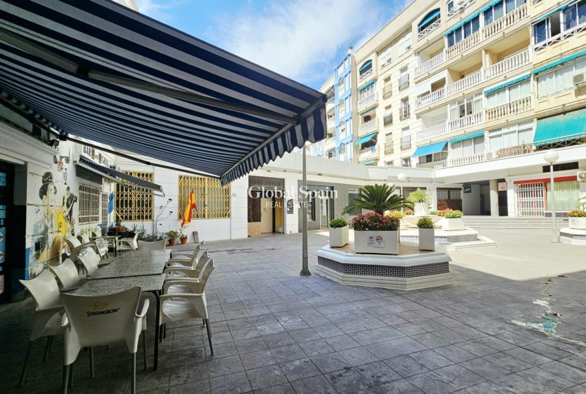 Resale - APARTMENT -
TORREVIEJA - Playa de los Locos
