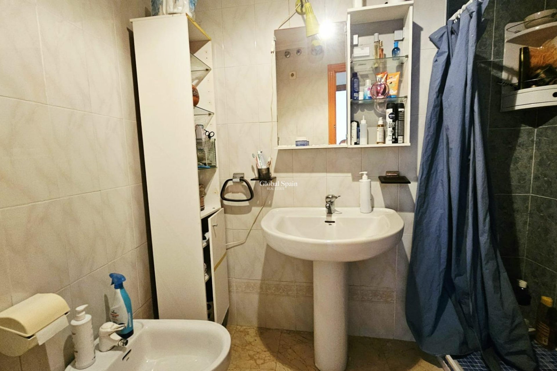 Resale - APARTMENT -
TORREVIEJA - Playa de los Locos