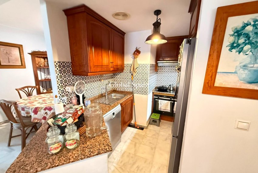 Resale - APARTMENT -
TORREVIEJA - Playa de los Locos