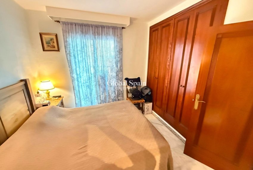 Resale - APARTMENT -
TORREVIEJA - Playa de los Locos