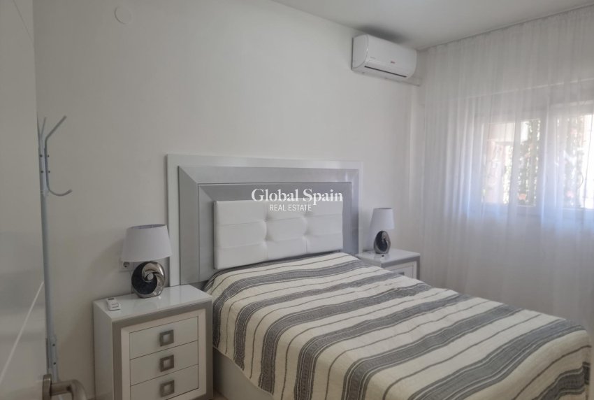Resale - APARTMENT -
TORREVIEJA - Playa de los Locos