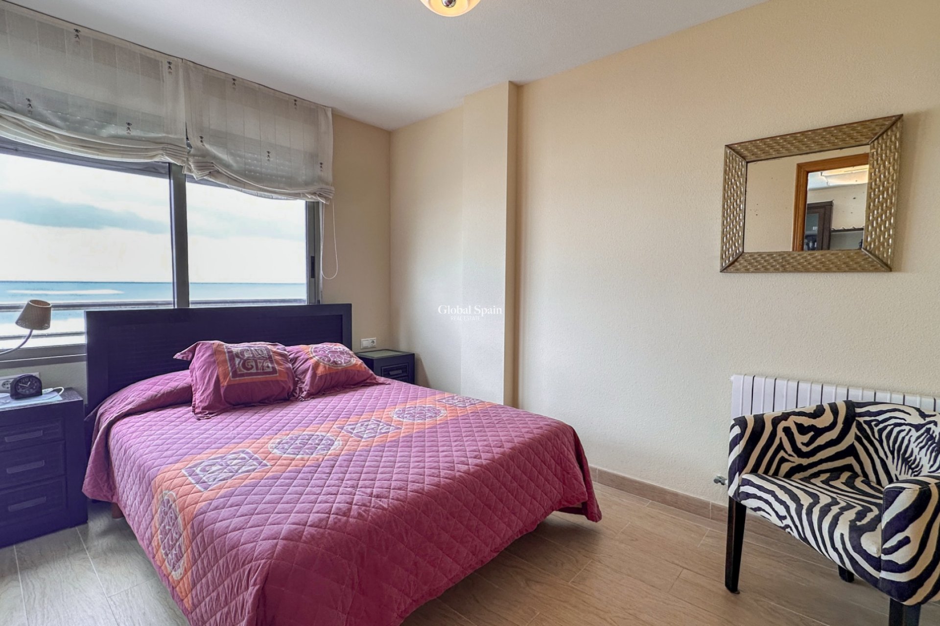 Resale - APARTMENT -
TORREVIEJA - Playa de los Locos