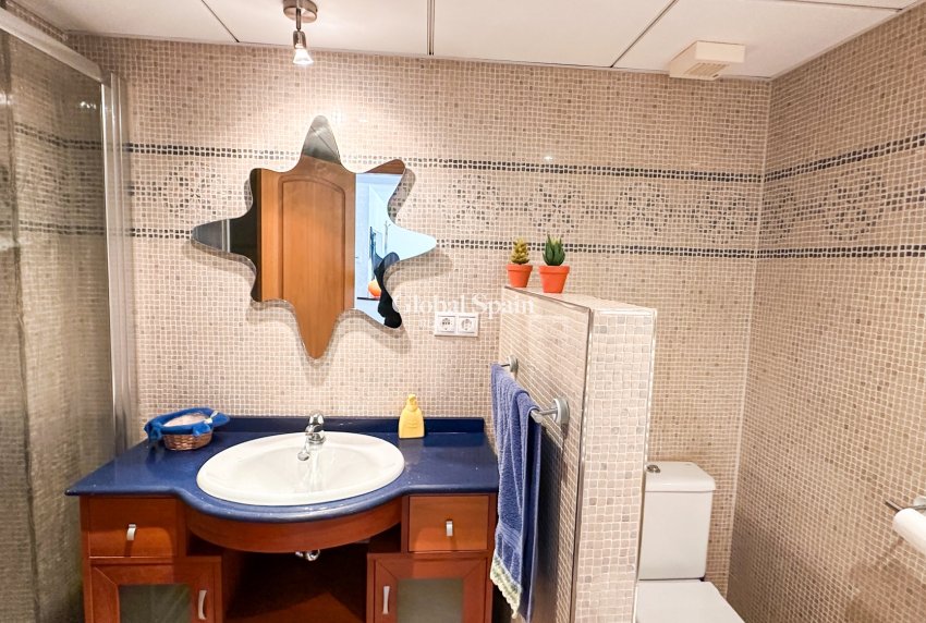 Resale - APARTMENT -
TORREVIEJA - Playa de los Locos