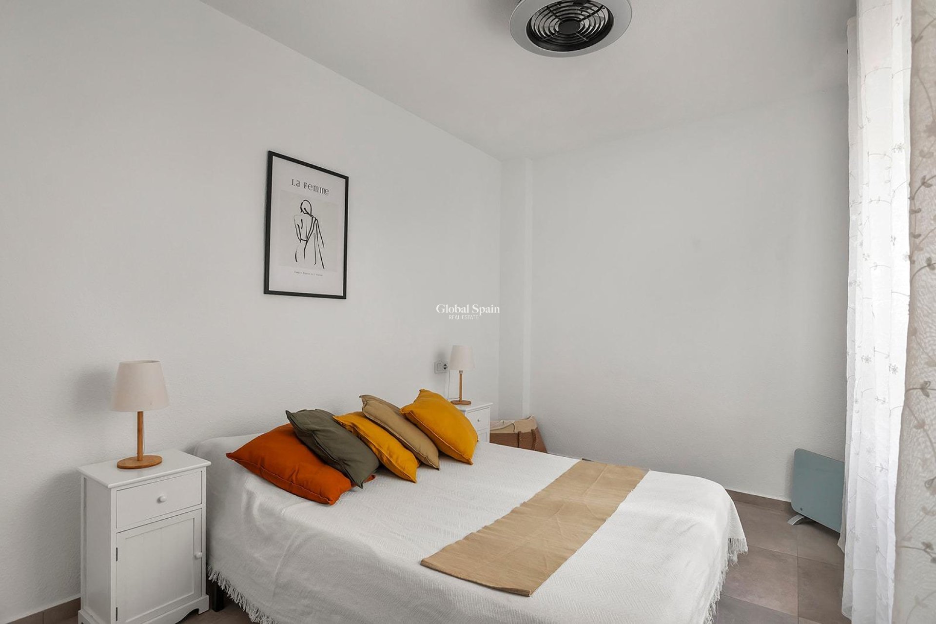 Resale - APARTMENT -
TORREVIEJA - Playa de los Locos