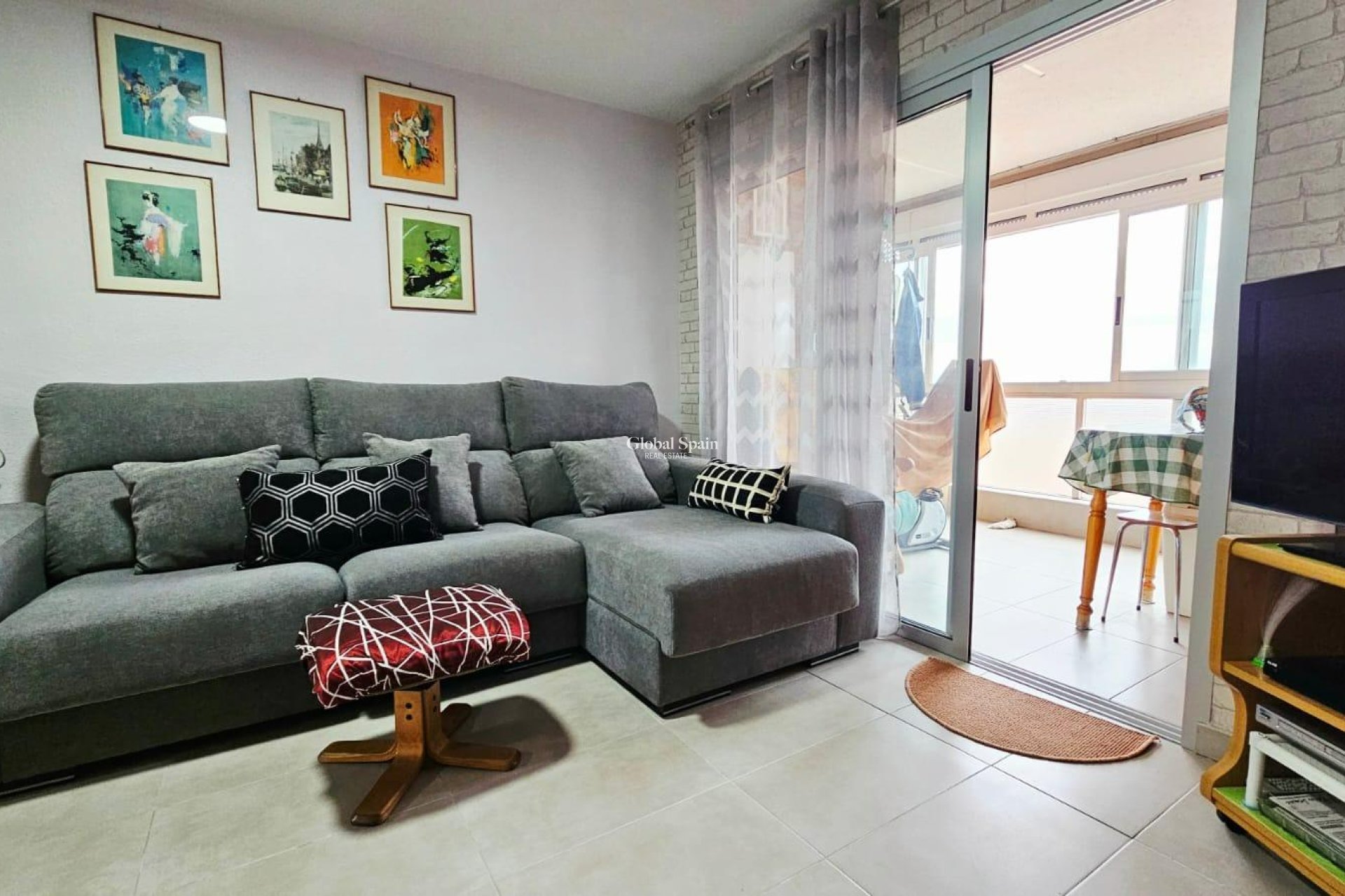 Resale - APARTMENT -
TORREVIEJA - Playa De Los Náufragos