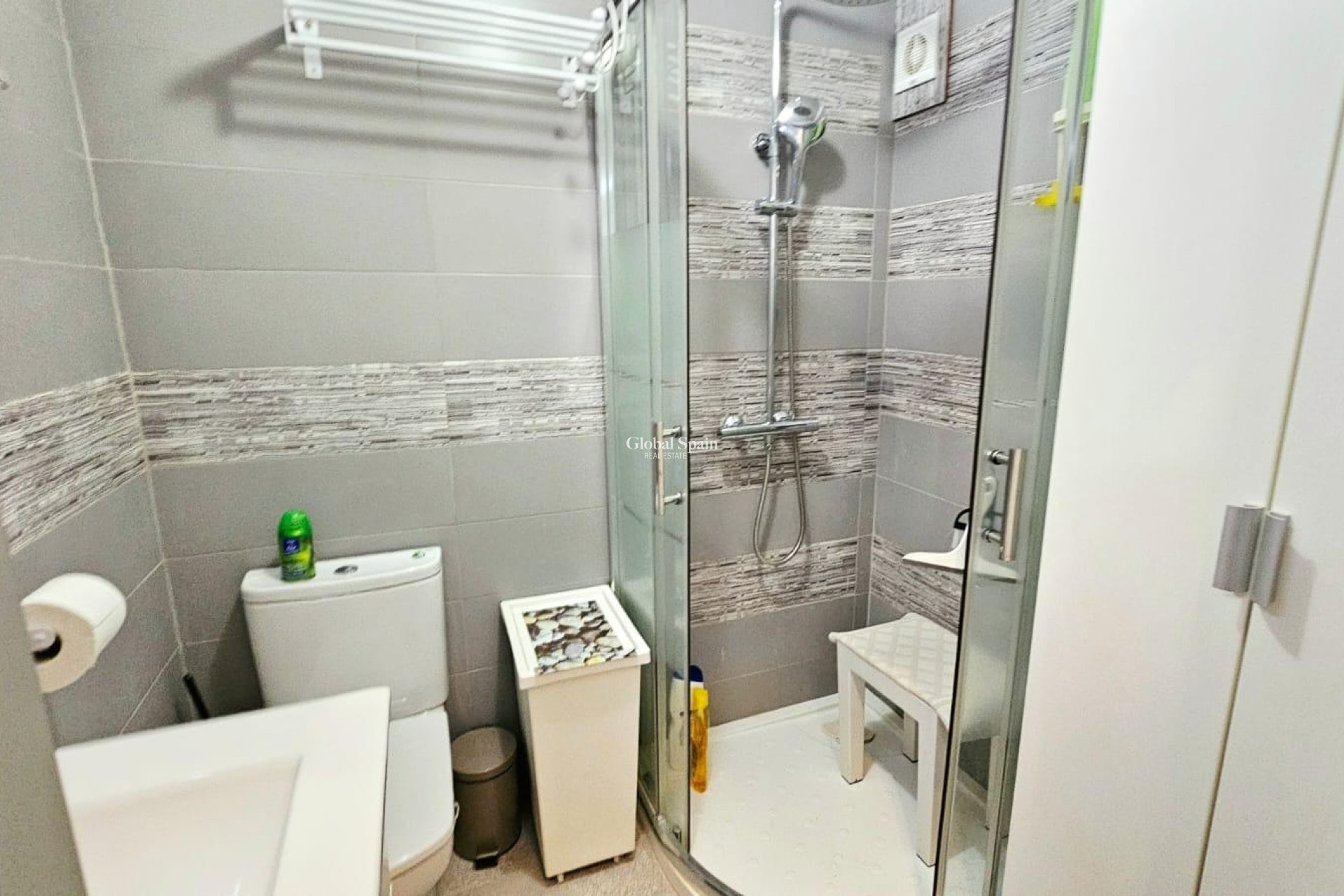 Resale - APARTMENT -
TORREVIEJA - Playa De Los Náufragos