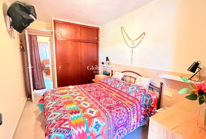 Resale - APARTMENT -
TORREVIEJA - Playa De Los Náufragos