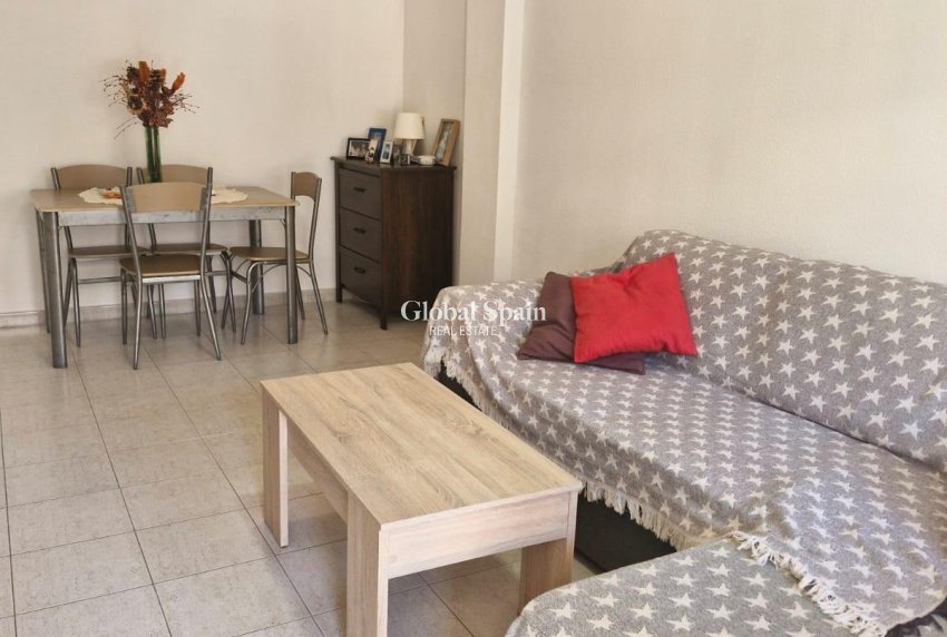 Resale - APARTMENT -
TORREVIEJA - Playa De Los Náufragos