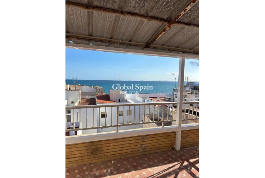 Resale - APARTMENT -
TORREVIEJA - Playa del Cura