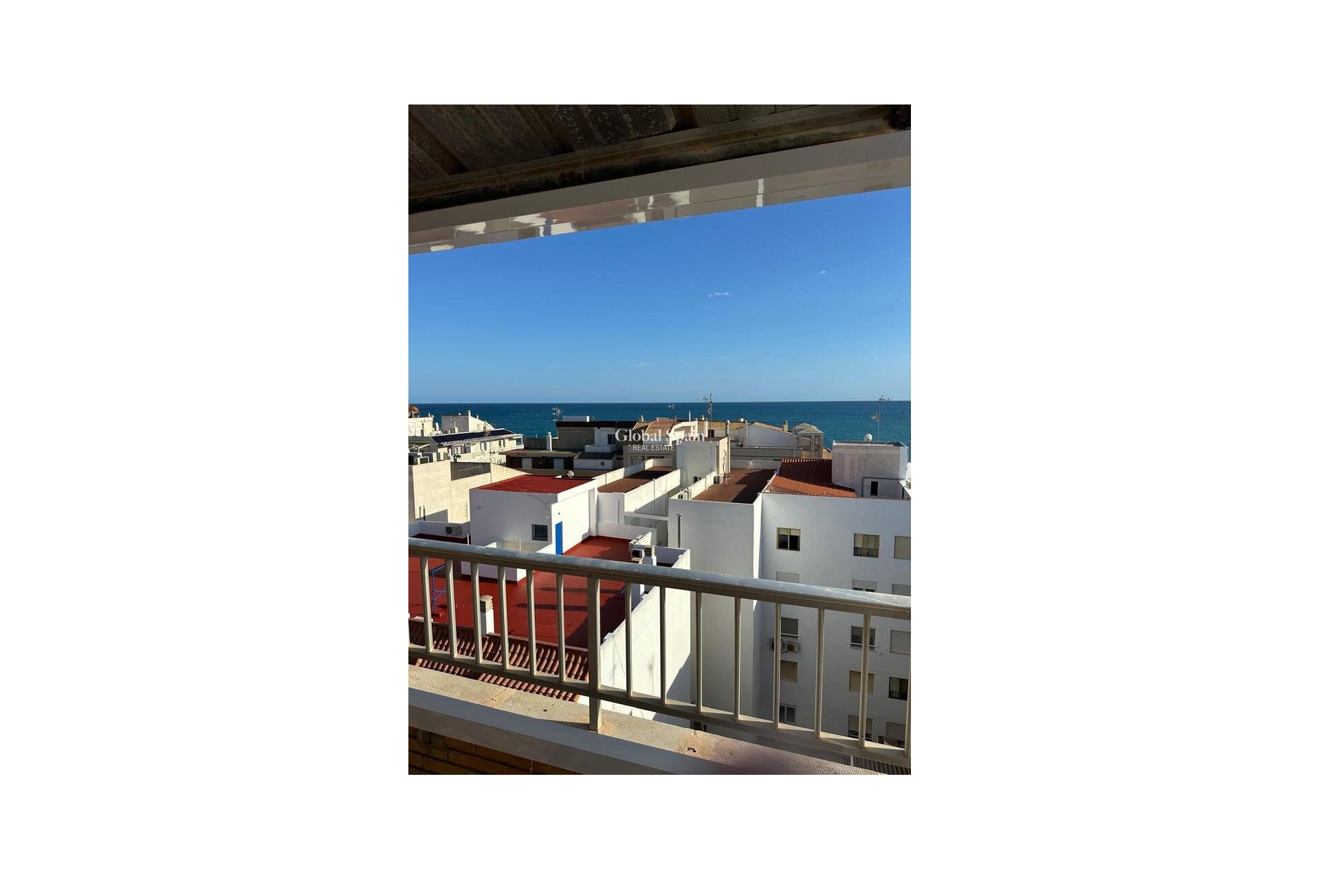 Resale - APARTMENT -
TORREVIEJA - Playa del Cura