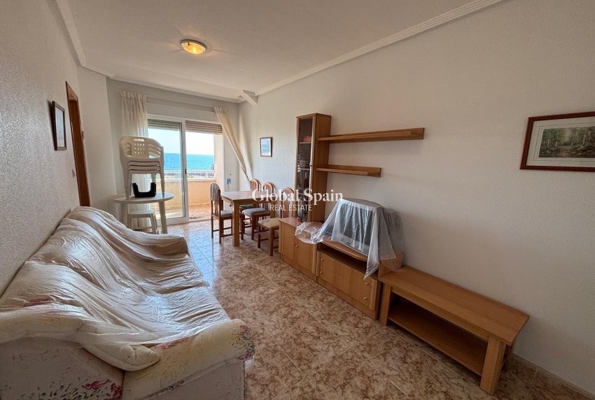Resale - APARTMENT -
TORREVIEJA - Playa del Cura