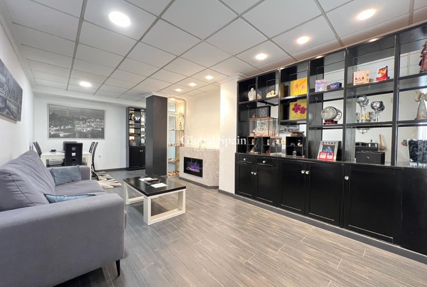 Resale - APARTMENT -
TORREVIEJA - Playa del Cura