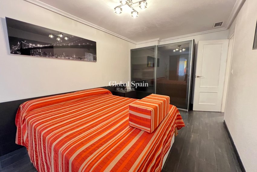 Resale - APARTMENT -
TORREVIEJA - Playa del Cura