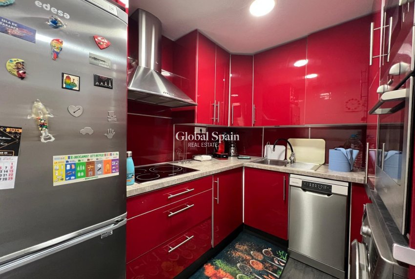 Resale - APARTMENT -
TORREVIEJA - Playa del Cura