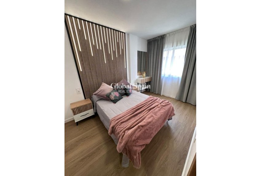 Resale - APARTMENT -
TORREVIEJA - Playa del Cura