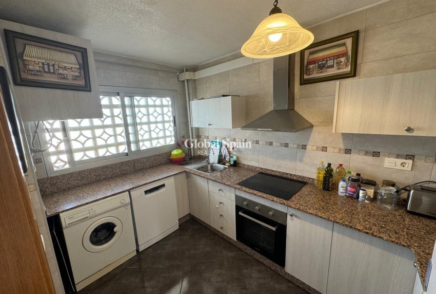 Resale - APARTMENT -
TORREVIEJA - Playa del Cura