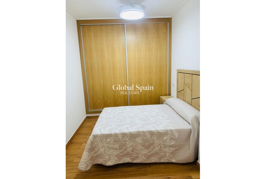 Resale - APARTMENT -
TORREVIEJA - Playa del Cura
