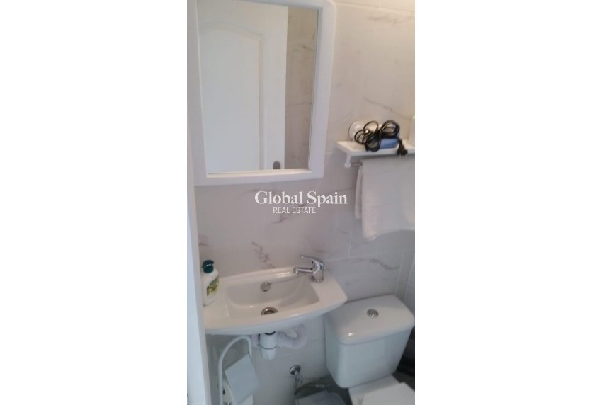 Resale - APARTMENT -
TORREVIEJA - Playa del Cura