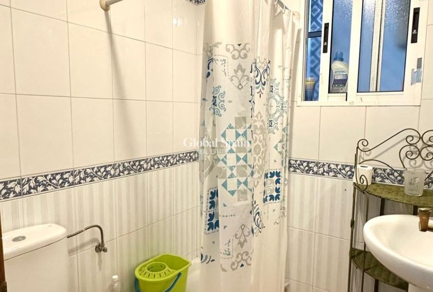 Resale - APARTMENT -
TORREVIEJA - Playa del Cura