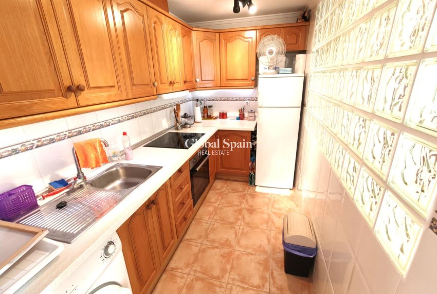 Resale - APARTMENT -
TORREVIEJA - Playa del Cura