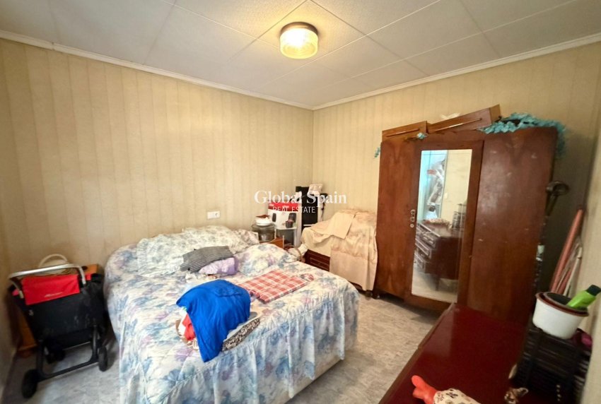 Resale - APARTMENT -
TORREVIEJA - Playa del Cura