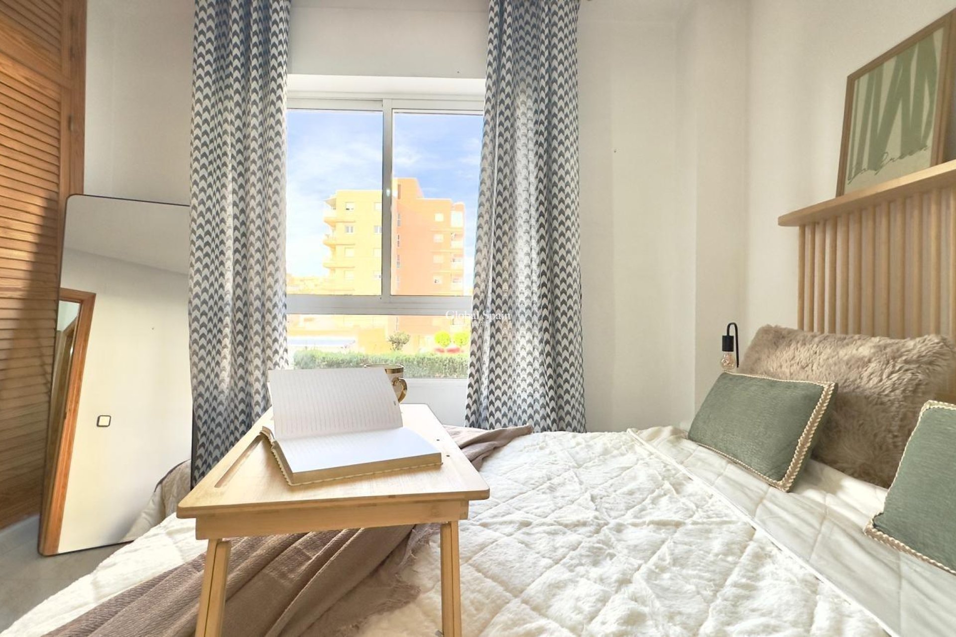 Resale - APARTMENT -
TORREVIEJA - Playa del Cura