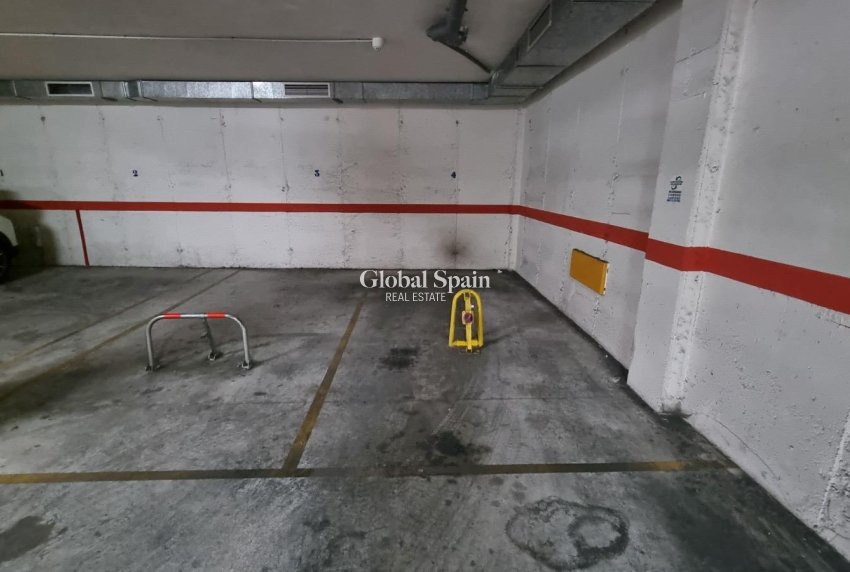 Resale - APARTMENT -
TORREVIEJA - Playa del Cura