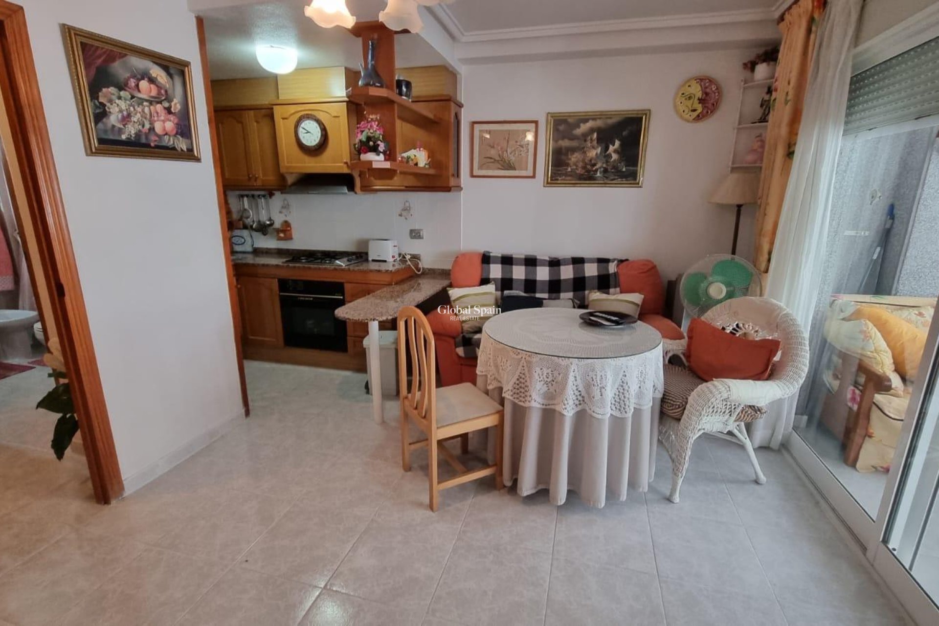 Resale - APARTMENT -
TORREVIEJA - Playa del Cura