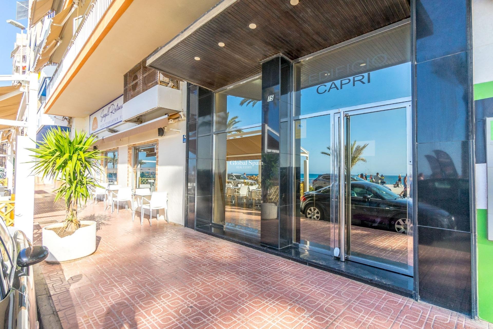 Resale - APARTMENT -
TORREVIEJA - Playa del Cura