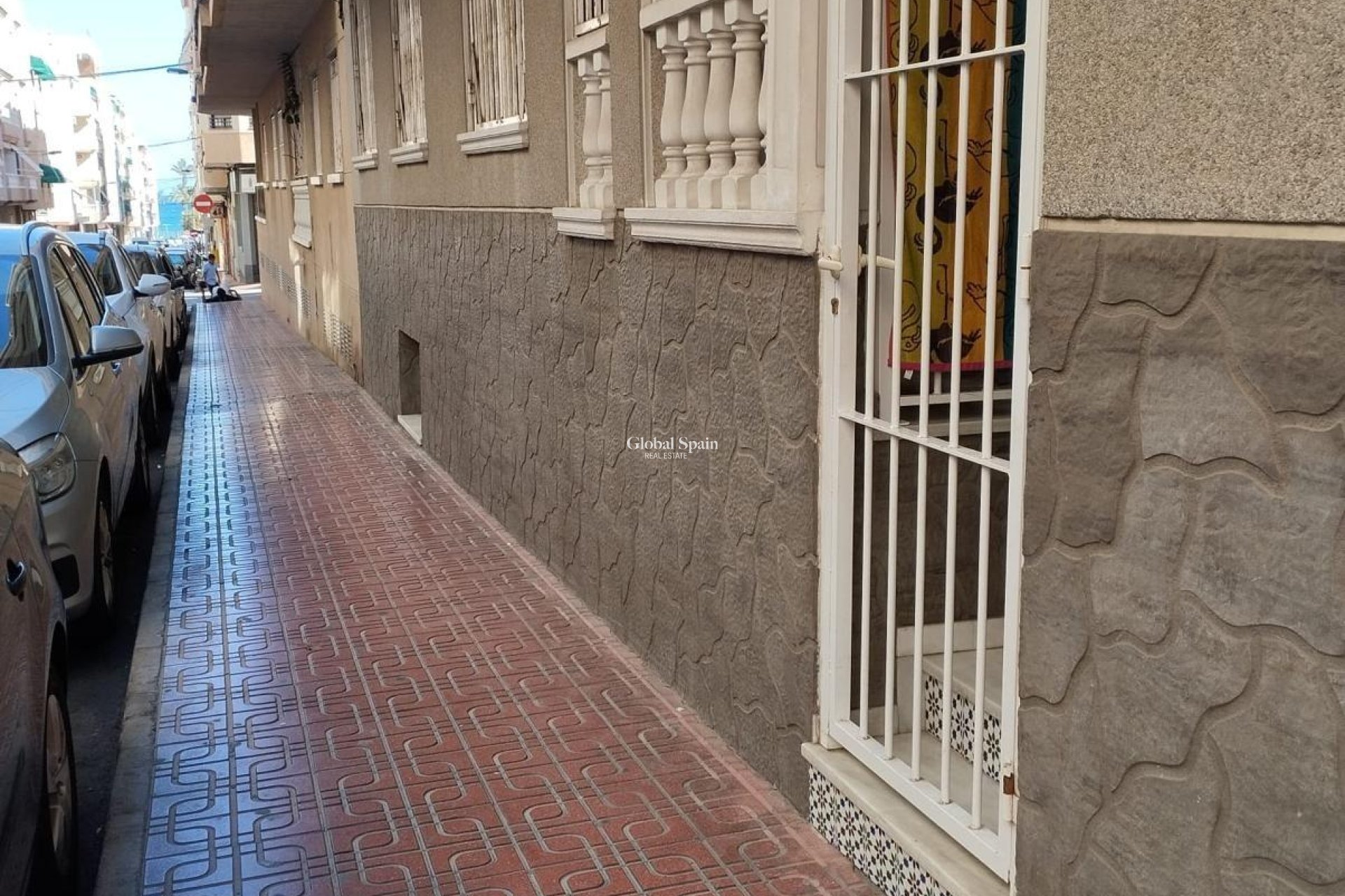 Resale - APARTMENT -
TORREVIEJA - Playa del Cura