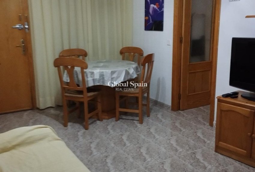 Resale - APARTMENT -
TORREVIEJA - Playa del Cura