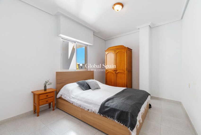 Resale - APARTMENT -
TORREVIEJA - Playa del Cura