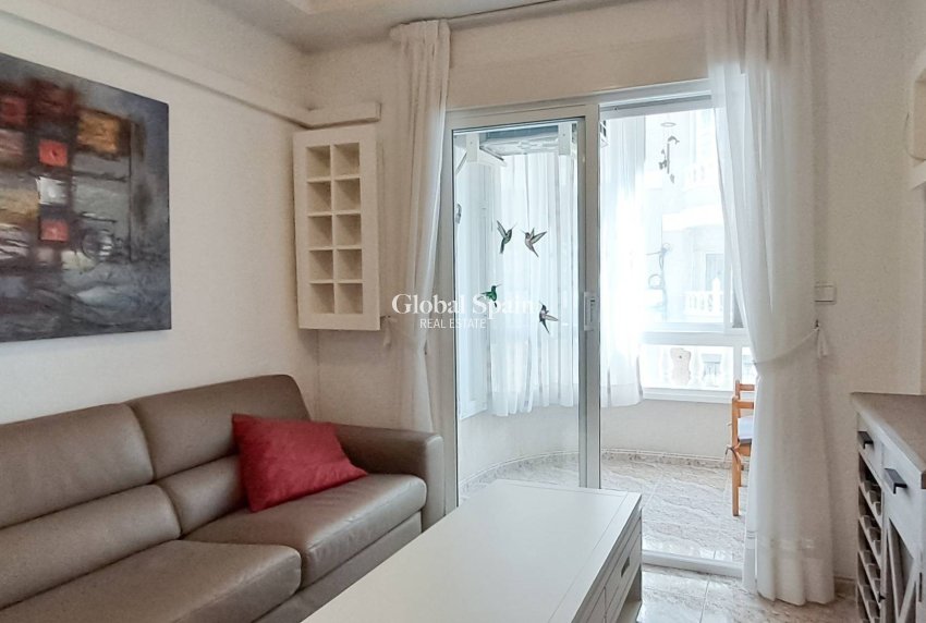Resale - APARTMENT -
TORREVIEJA - Playa del Cura