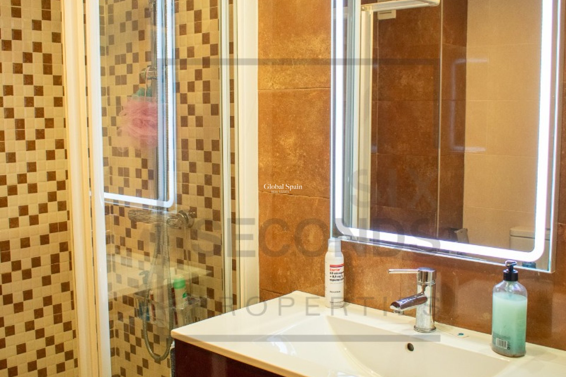 Resale - APARTMENT -
TORREVIEJA - Playa del Cura