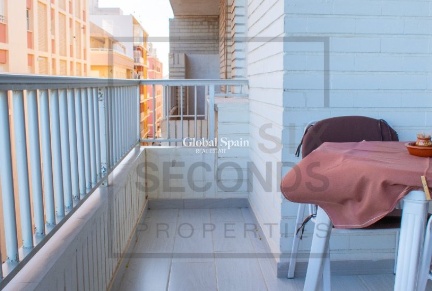 Resale - APARTMENT -
TORREVIEJA - Playa del Cura