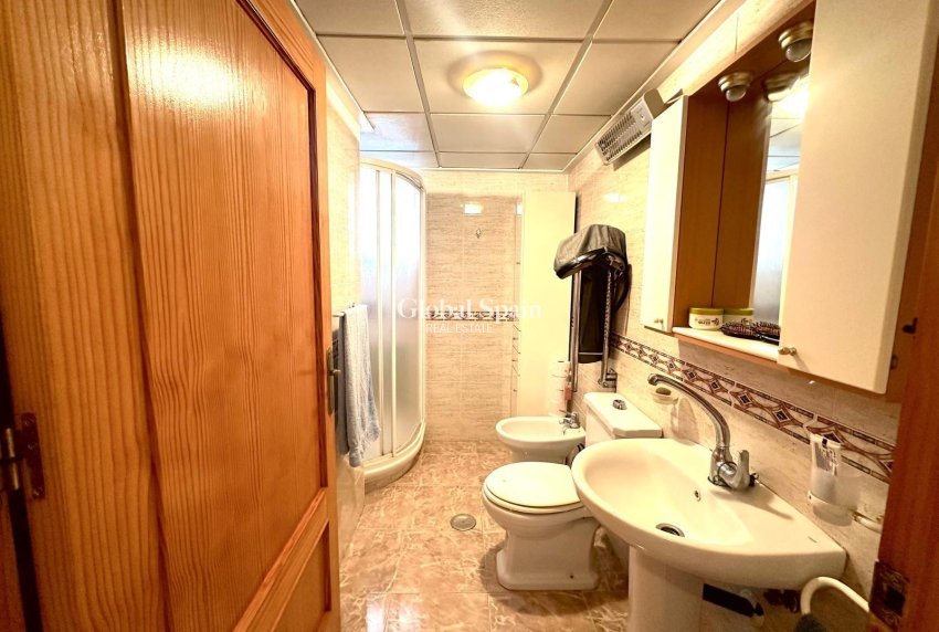 Resale - APARTMENT -
TORREVIEJA - Playa del Cura