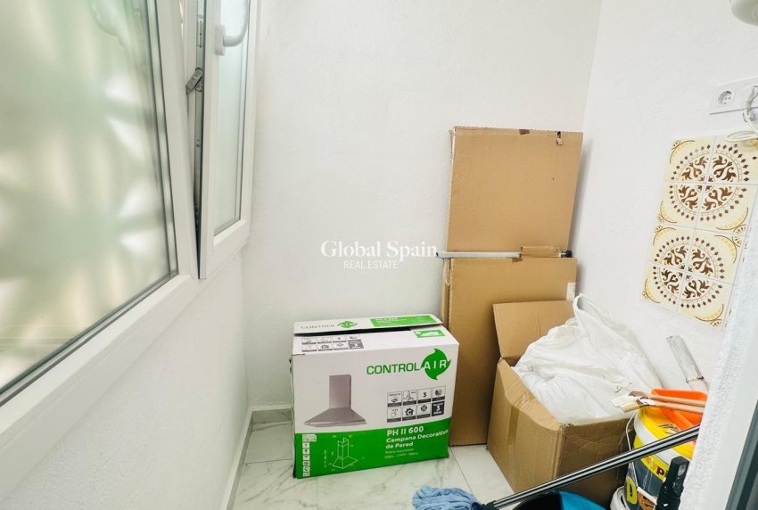 Resale - APARTMENT -
TORREVIEJA - Playa del Cura