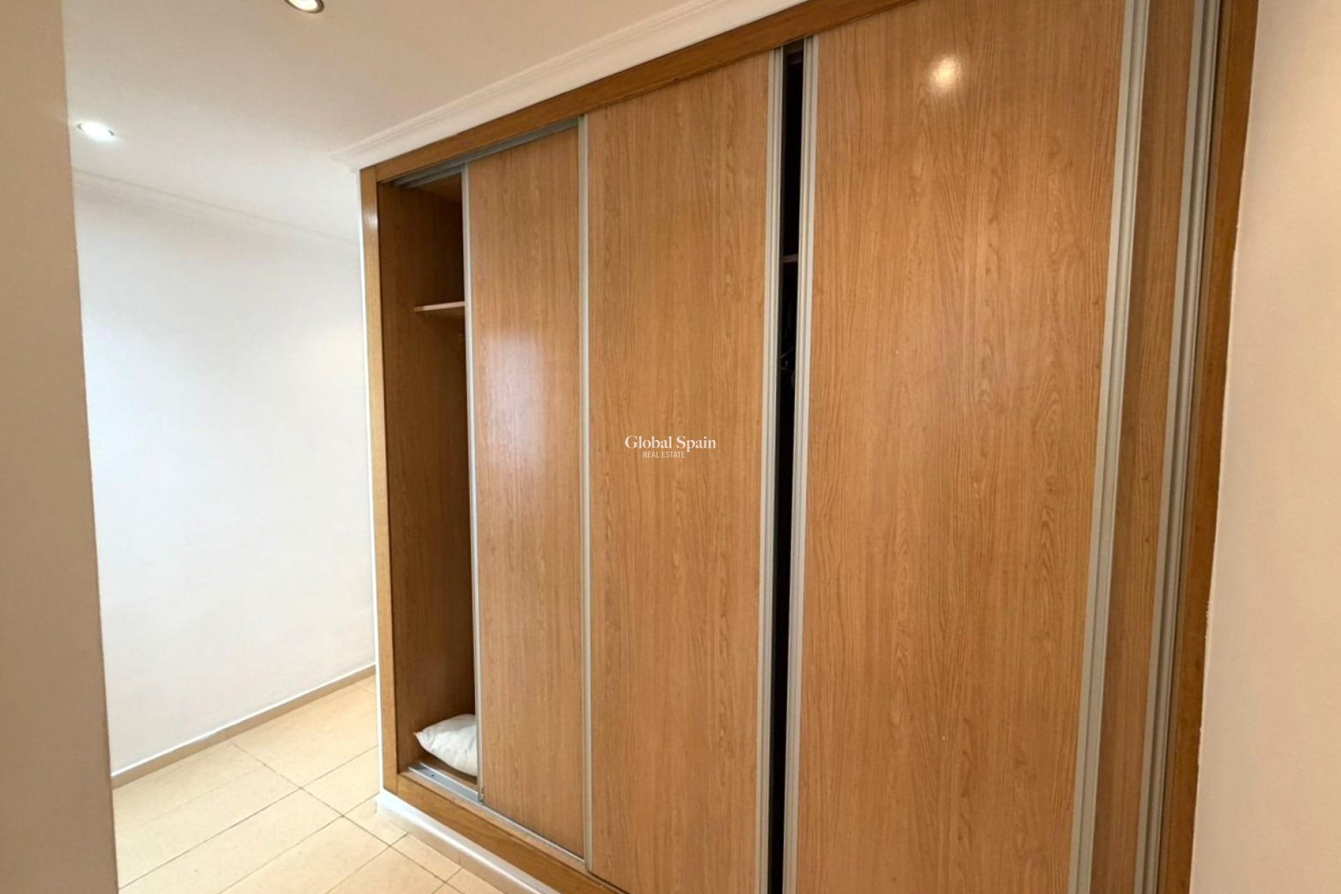 Resale - APARTMENT -
TORREVIEJA - Playa del Cura