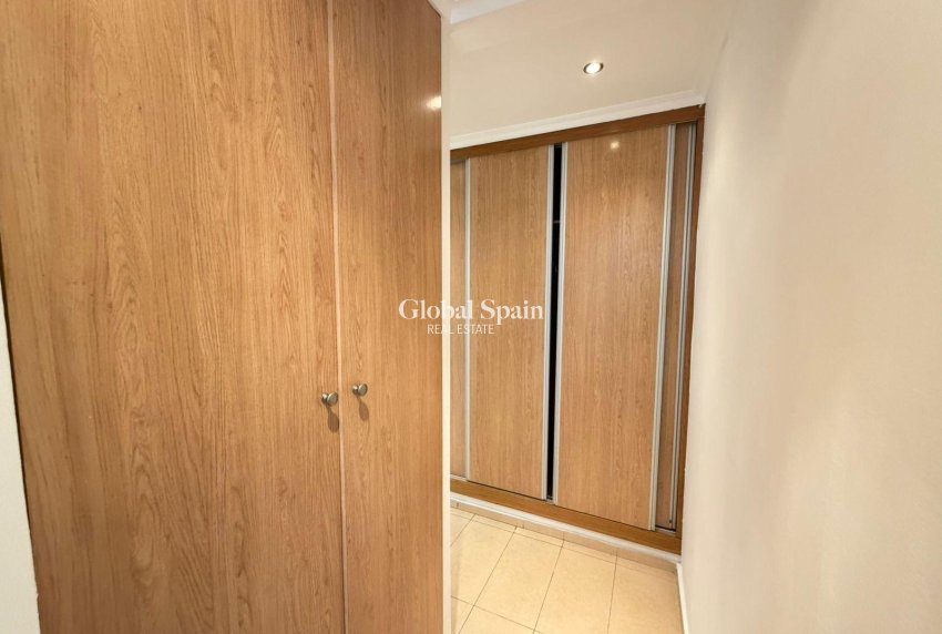 Resale - APARTMENT -
TORREVIEJA - Playa del Cura