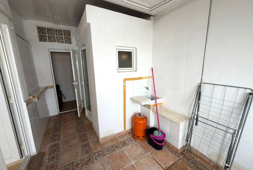 Resale - APARTMENT -
TORREVIEJA - Playa del Cura