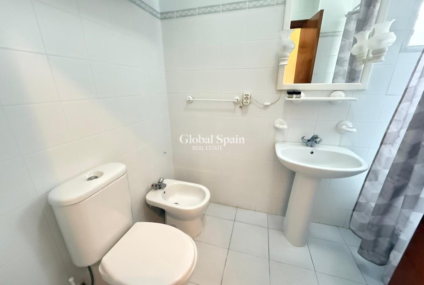 Resale - APARTMENT -
TORREVIEJA - Playa del Cura