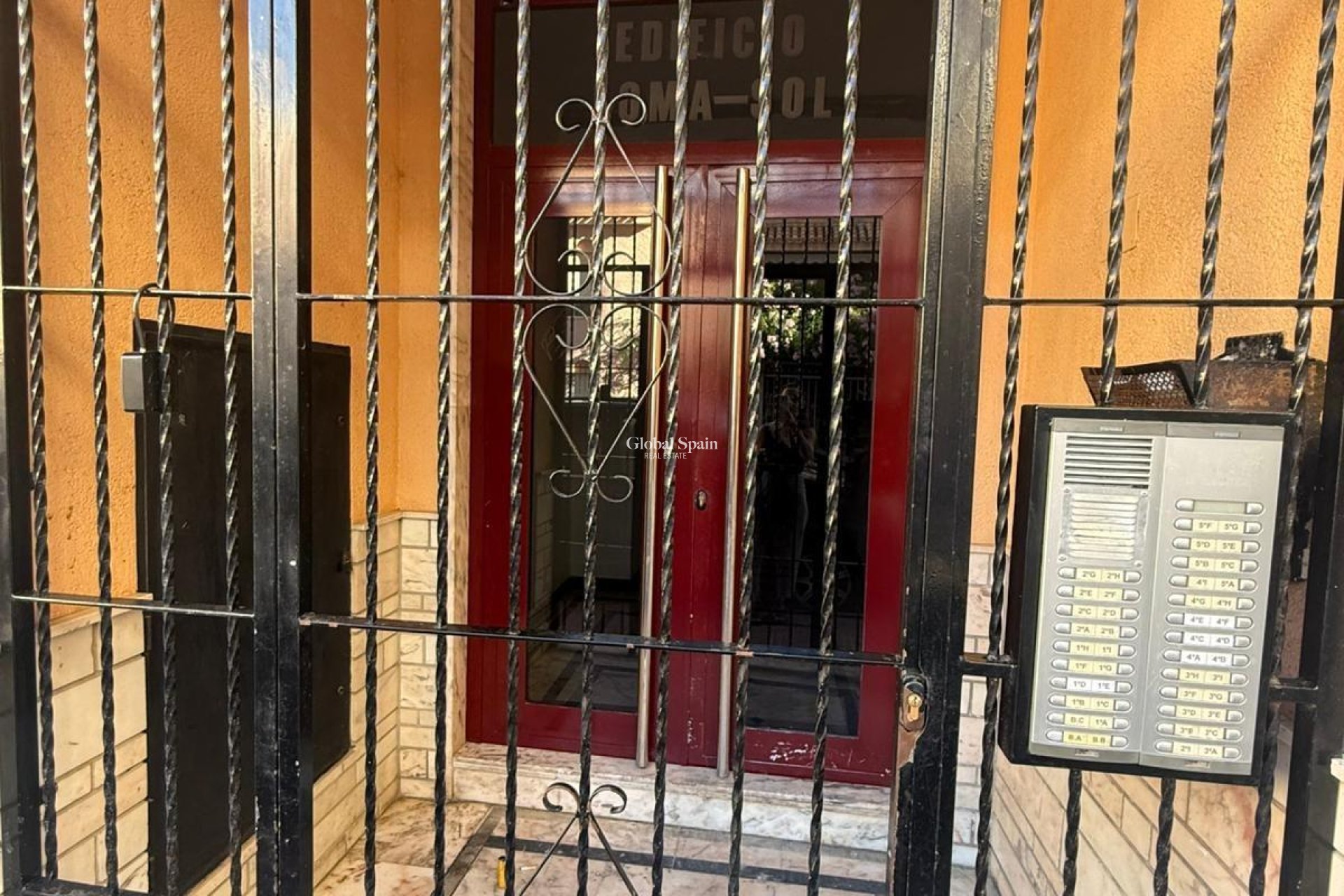 Resale - APARTMENT -
TORREVIEJA - Playa del Cura