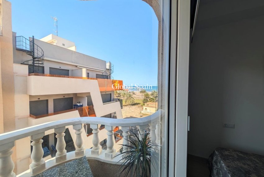 Resale - APARTMENT -
TORREVIEJA - Playa del Cura