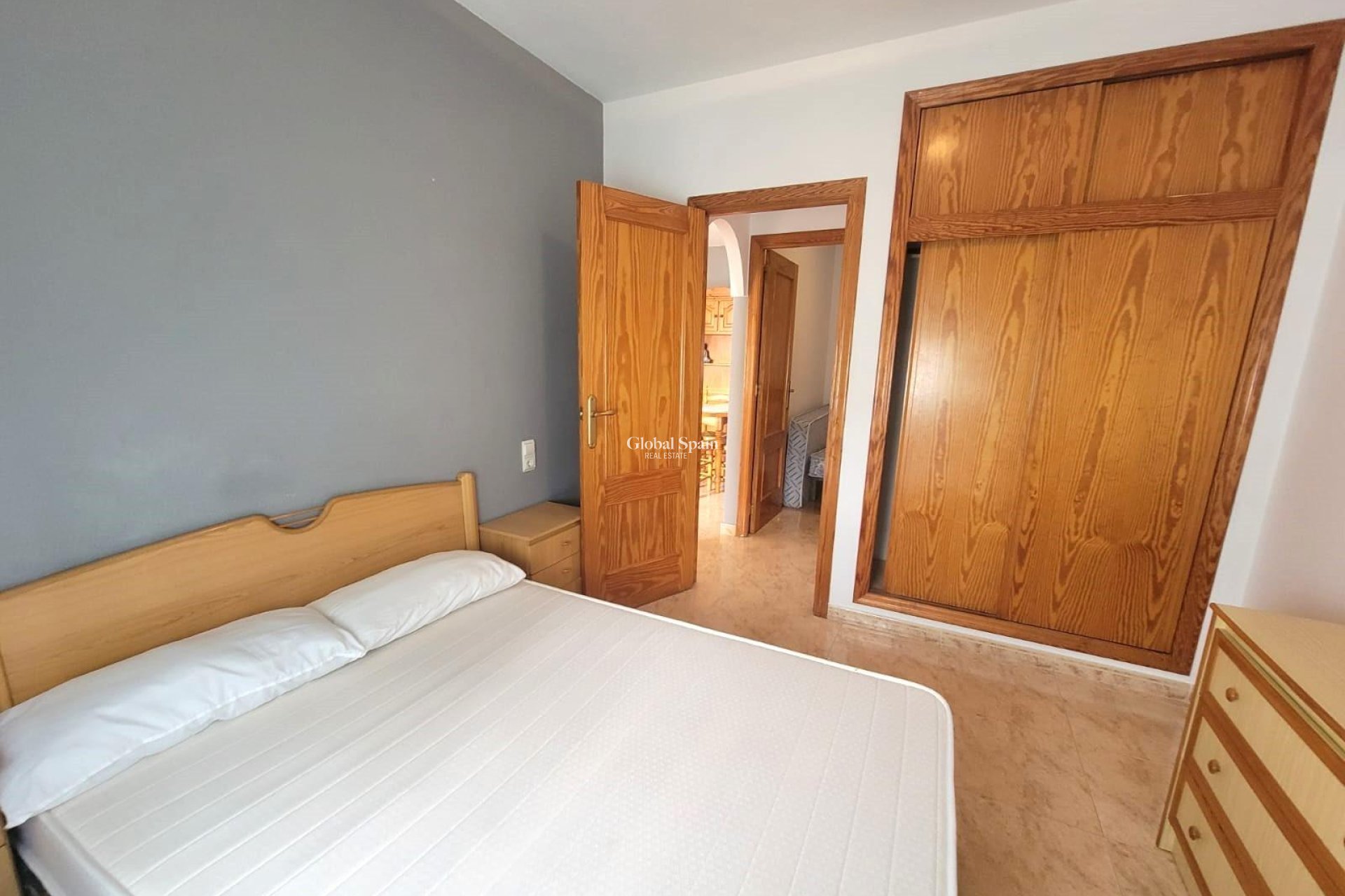 Resale - APARTMENT -
TORREVIEJA - Playa del Cura