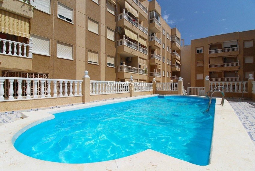 Resale - APARTMENT -
TORREVIEJA - Playa del Cura